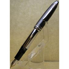 Picture of Montblanc Meisterstuck Solitaire Hematite Steel Le Grand Fountain Pen Medium Nib