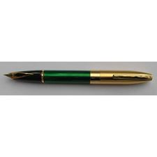 Picture of Sheaffer Legacy Heritage Green Lacquer Brushed 22K Gold Trim Fountain Pen Medium Nib