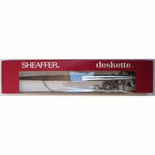 Picture of Sheaffer Deskette Black Lacquer Desk Pen with Chrome Plate Base