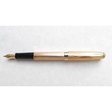 Picture of Parker Sonnet Cascade Gold Plated Fountain Pen 18K Gold Fine Nib